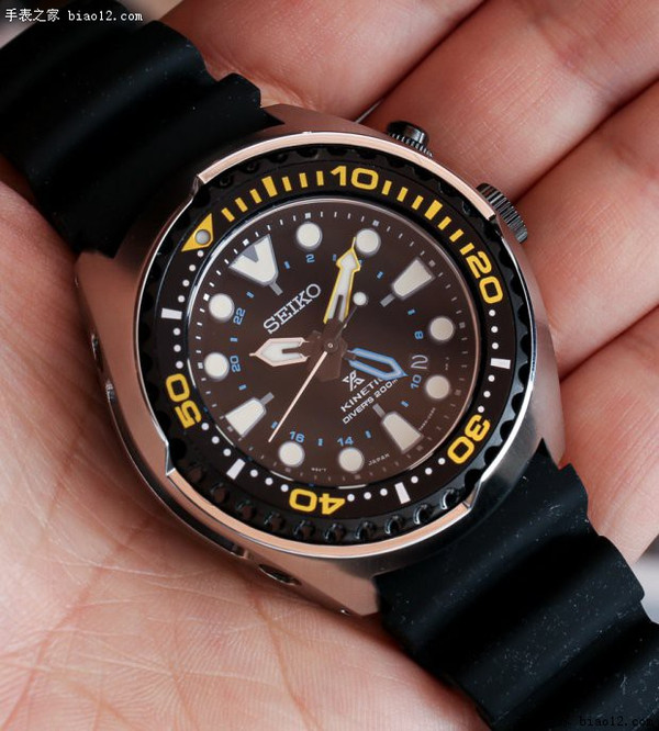 Seiko-Prospex-Kinetic-GMT-Divers-watch-15