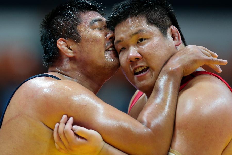 【图】(亚运会)(2)摔跤——男子古典式130公斤级:哈萨克斯坦选手夺冠