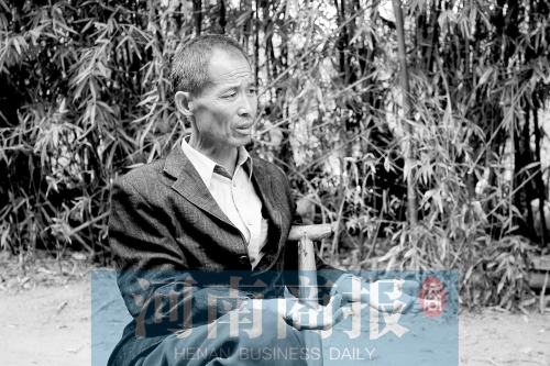鲍凤山提起自己在黑龙江被捕的遭遇,感觉很委屈