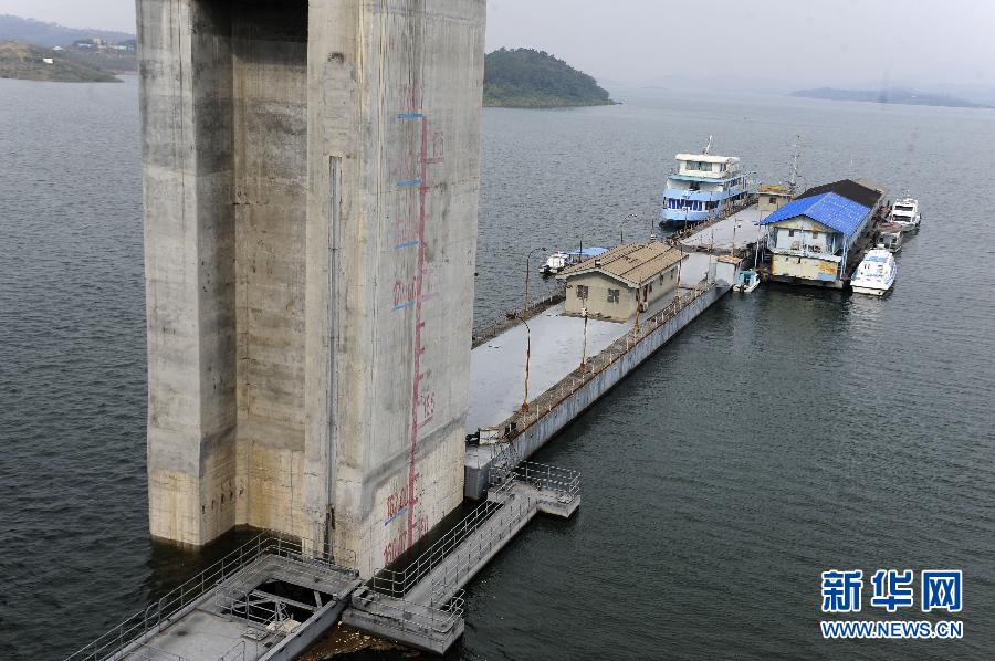 08米,超过1983年的160.07米,突破历史最高水位.丹江口水库大坝
