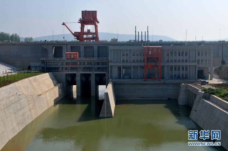 走进南水北调中线"水龙头—陶岔大闸(组图)