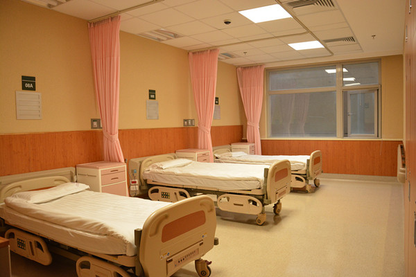 病患优先 从建筑说起--记北京清华长庚医院医疗