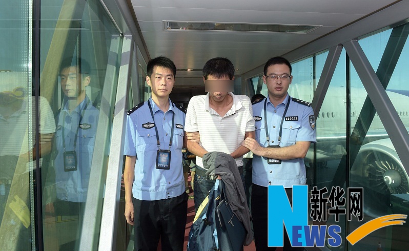 福州天下加大境外减刑风云12月1日前是从可改编(警方力度雄霸小说电视剧自首哪部组图追逃的图片