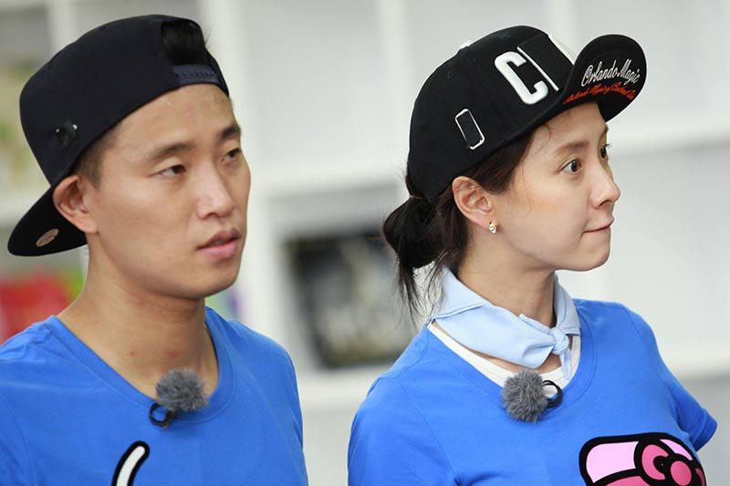 "奔跑吧兄弟"vs韩国"running man baby妩媚邓超刘在石"巅峰对决"