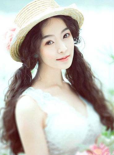最漂亮的女生_刘雯算是穿白衬衣最漂亮的女生了吧