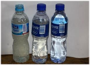 百度助力清华学生公益众筹洁净孩子杯中的水(