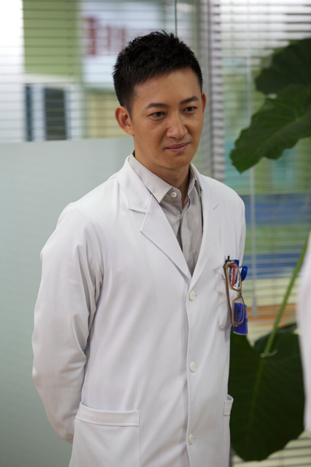 剧中,演员王阳饰演舌医生王博,骚中带贱的性格让许多观众记住这个