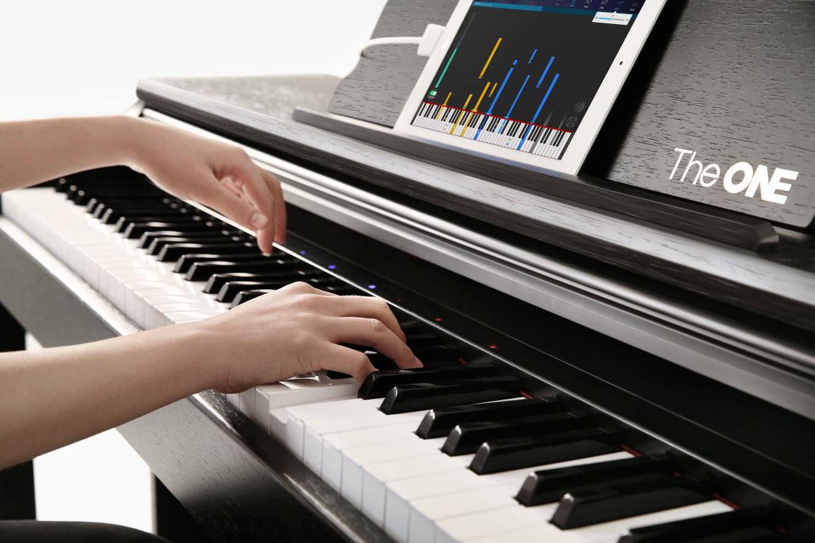 The ONE智能钢琴与全球最大音乐出版商签署版