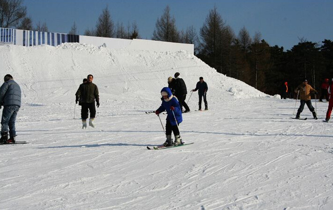 东北亚滑雪场开了吗 东北亚滑雪场门票价格