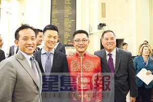 四名湾区华裔州众议员(左起)邱信福、罗达伦、