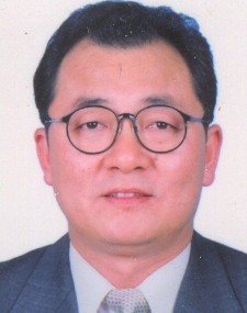 广西人大常委会副主任王跃飞任自治区总工会主席