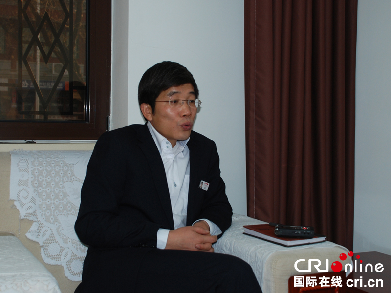中国人民抗日战争纪念馆副馆长李宗远接受本网记者专访