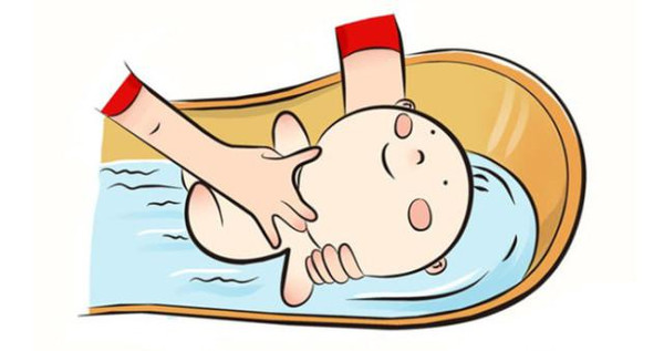 新生儿洗澡,粑粑麻麻怎么做?