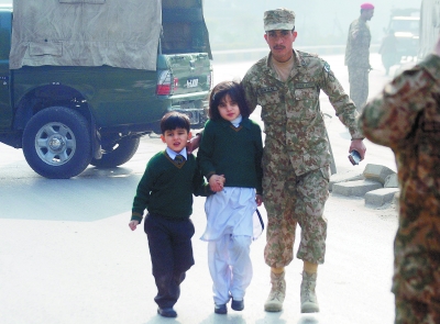 巴基斯坦军人子弟学校遇袭(图)