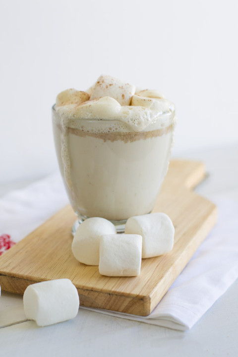 沉醉白巧克力boozy white hot chocolate