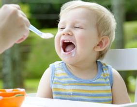 宝宝饮食:最伤脑的五种育儿食物