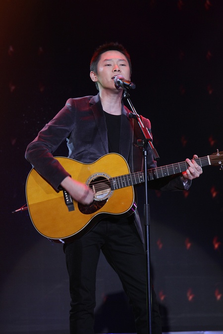 梁博演唱《不知去向》