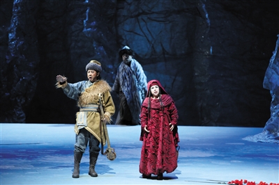 《冰山上的来客》登歌剧舞台 唤起观众怀旧情结