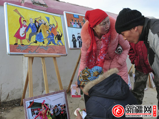 新疆尼勒克县文化部门组织去极端化农民画巡回