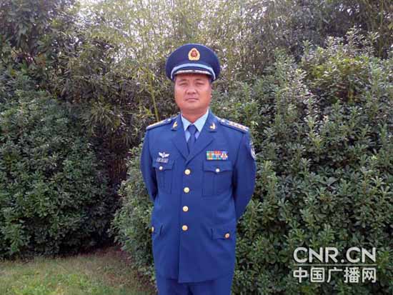 九名空军大校晋升少将军衔 仪式在北京举行