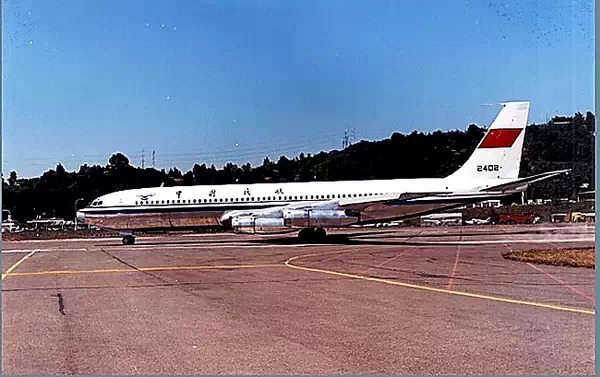 first boeing 707-302 delivered to caac august    1973