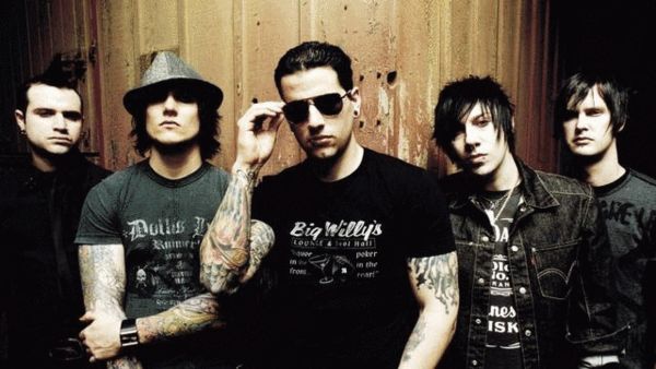 ߱ӦAvenged Sevenfold18պ9շֱڱϺ