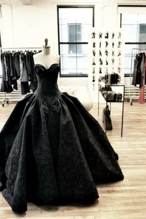 黑色婚纱,你敢穿吗?