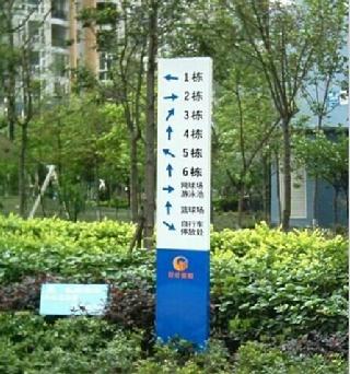 老师:“两点之间直线最短。这个公理是不用证明的,大家都承认,放之四海皆准~”