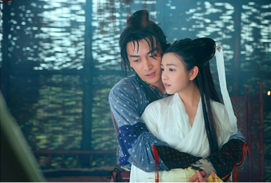 小龙女和杨过的感情脉络开始紧扣人心,而陈妍希饰演的小龙女也获得了