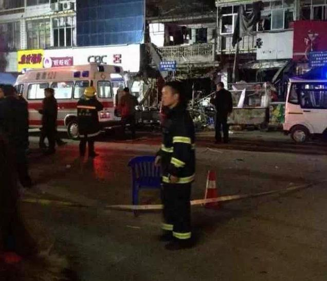 广西宁明县街头发生大爆炸死亡6人 现场残肢惨不忍