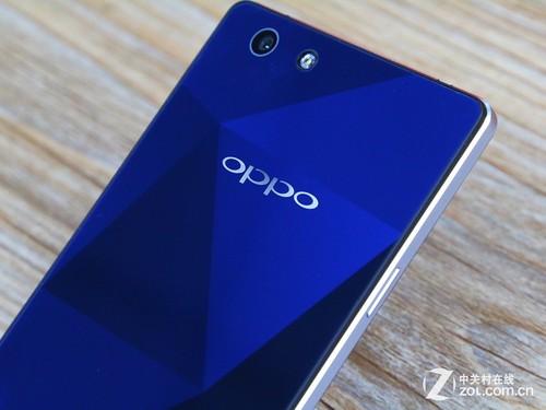 钻石流光平面设计 轻旗舰OPPO R1C评测