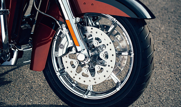 哈雷学院:骑行中如何保养你的摩托车轮胎