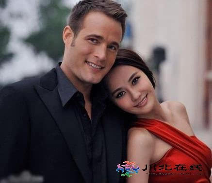 马雅舒老公的女儿图片:马雅舒和现在老公孩子