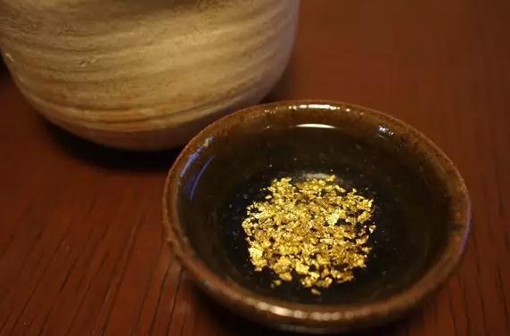 除了加在白酒里,金箔的其他5种用途