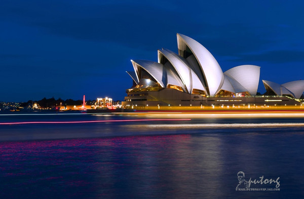 澳洲自驾三千里:悉尼歌剧院的神奇之光
