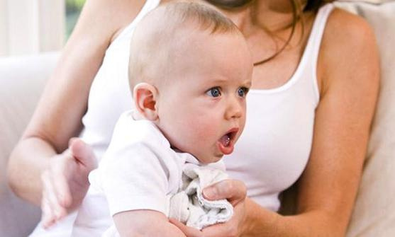 2-3个月婴儿经常打嗝、经常腹泻怎么办?