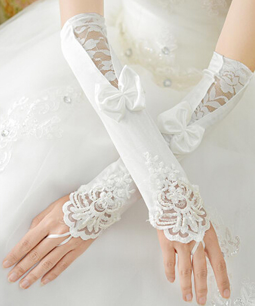 婚纱的手套_女童戴婚纱长白手套