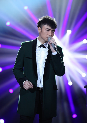 《我是歌手3》谭维维踢掉古巨基 李健或接棒主持