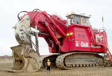 世界挖机9大帝王排位,国产最大的离第9名还差87吨