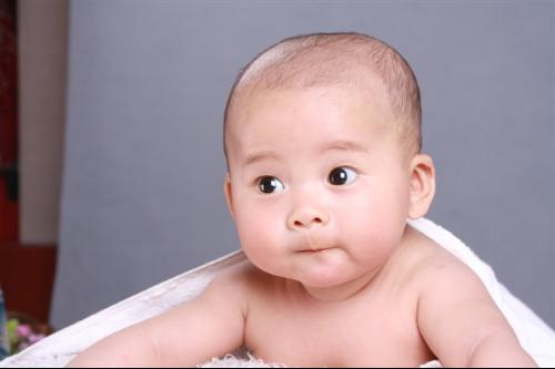 眼皮血管瘤是什么,对宝宝有哪些危害?