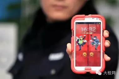 上海警察版 门神 走红 网友戏称或许可防盗-搜