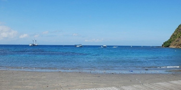 巴厘岛旅游婚纱_巴厘岛旅游海报图片(2)