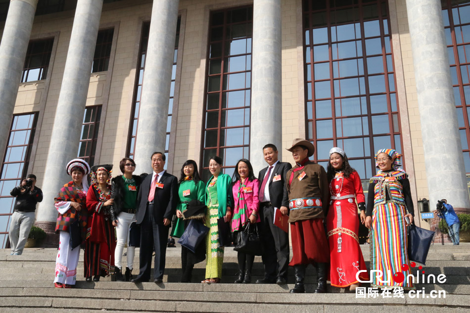 【组图】十二届全国人大三次会议闭幕 少数民族代表接受采访(组图)