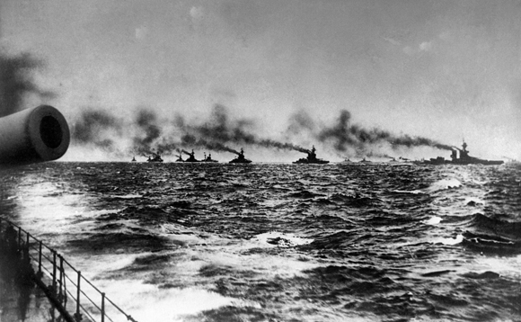 资料图:一战期间的1916年,争霸的英德两国海军爆发日德兰大海战.