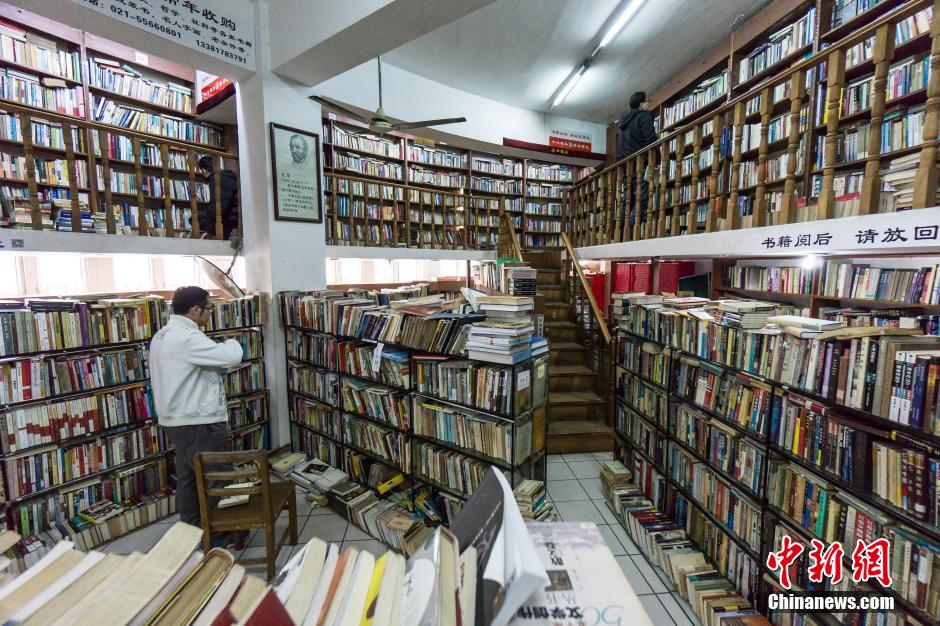 探访上海复旦旧书店 环境简陋藏书丰富(组图)