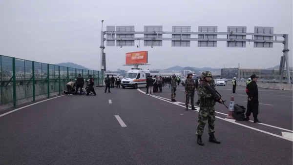 深圳宝安机场301事故肇事司机并非因救人坠