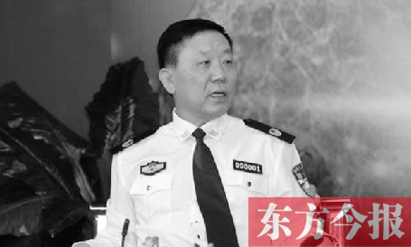 记者从内蒙古自治区公安厅获悉,内蒙古自治区政协原副主席赵黎平(已退休)3月20日在赤峰市境内涉嫌故意杀人,现已被公安机关羁押,案件正在进一步侦查中。