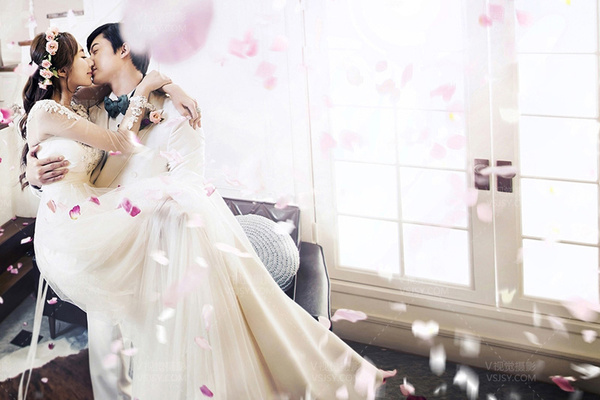 小众韩式婚纱照_我的与众不同的韩式婚纱照(2)