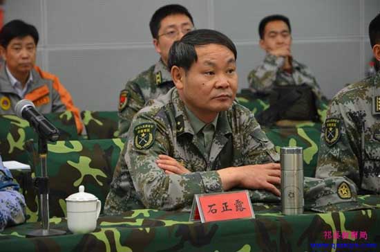 济南军区副参谋长石正露升任54集团军军长