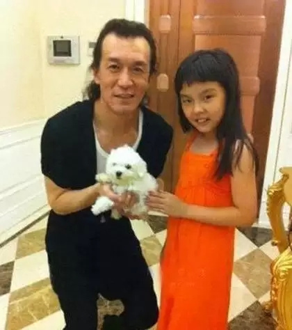 【wendy爱美丽】 【毕福剑女儿杀马特近照曝光】